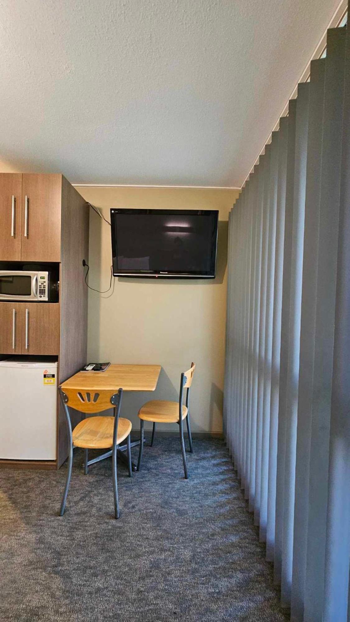 The Bright Motor Inn מראה חיצוני תמונה
